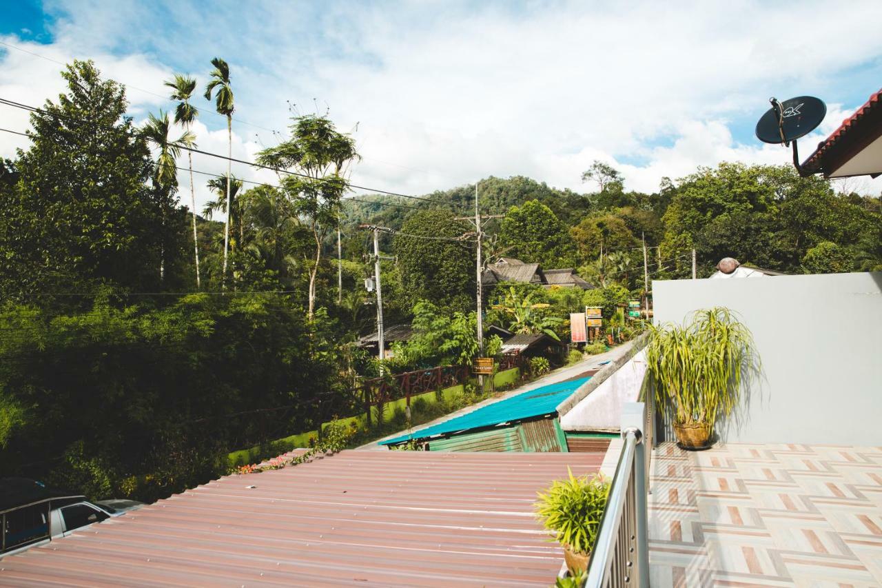 Khaosok Secret Hostel Khao Sok National Park Экстерьер фото
